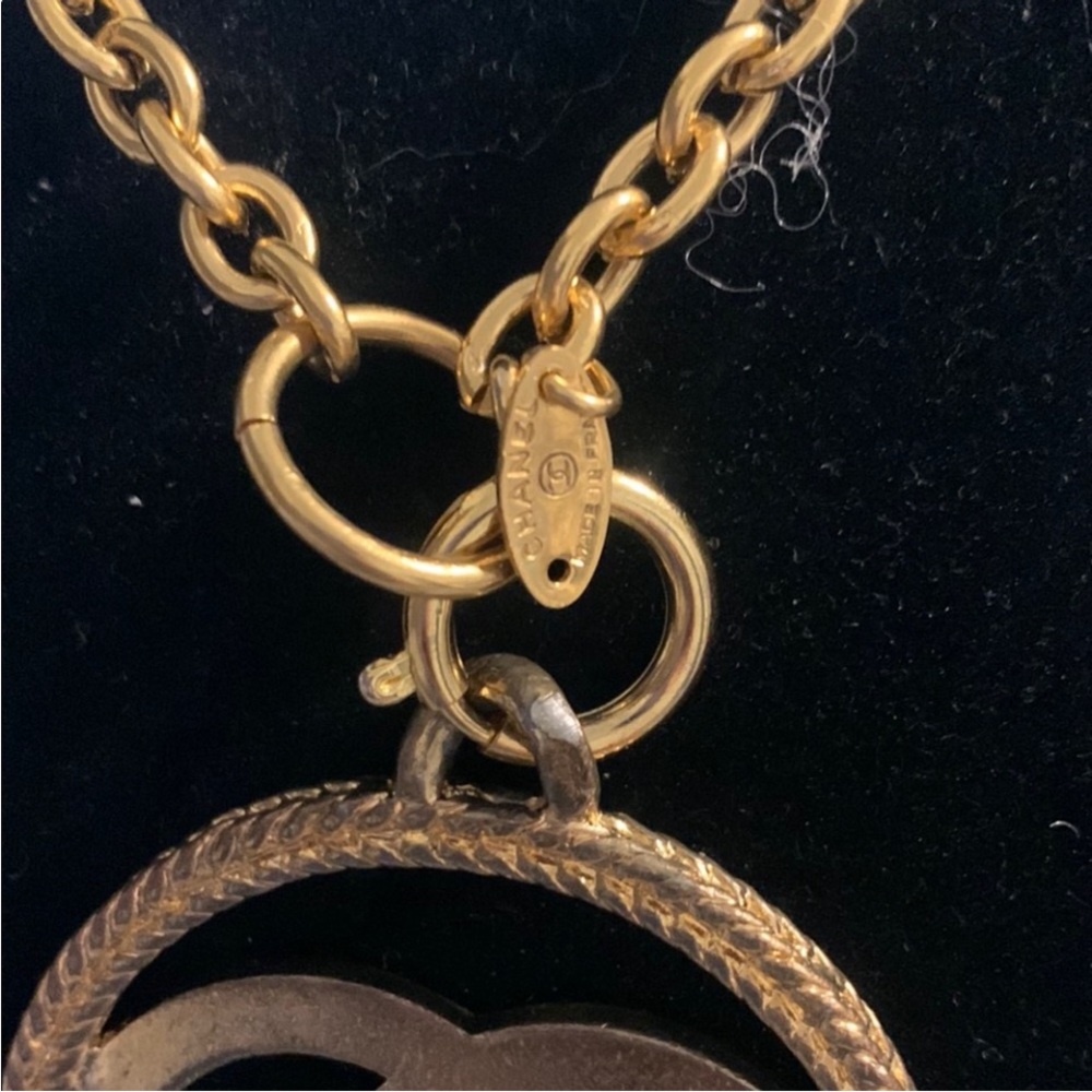 CHANEL Gold Necklace - Picture 6 of 9